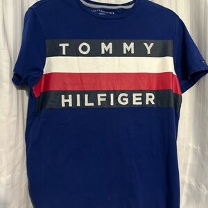 Tommy Hilfiger Men's Blue and Red Logo Tee